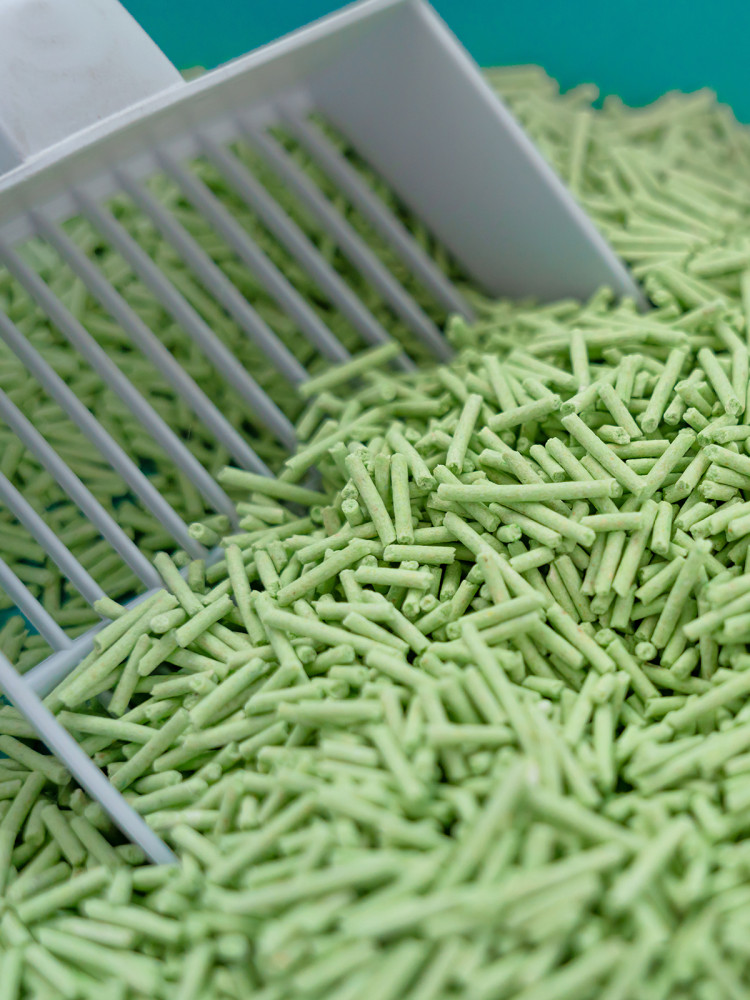 Растительный комкующийся наполнитель тофу Cat's choice с ароматом 