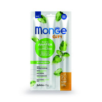 Лакомство Monge Gift Sterilised для стерилизованных кошек &quot;Мягкие палочки&quot; со свежей уткой, мелиссой лекарственной и клюквой