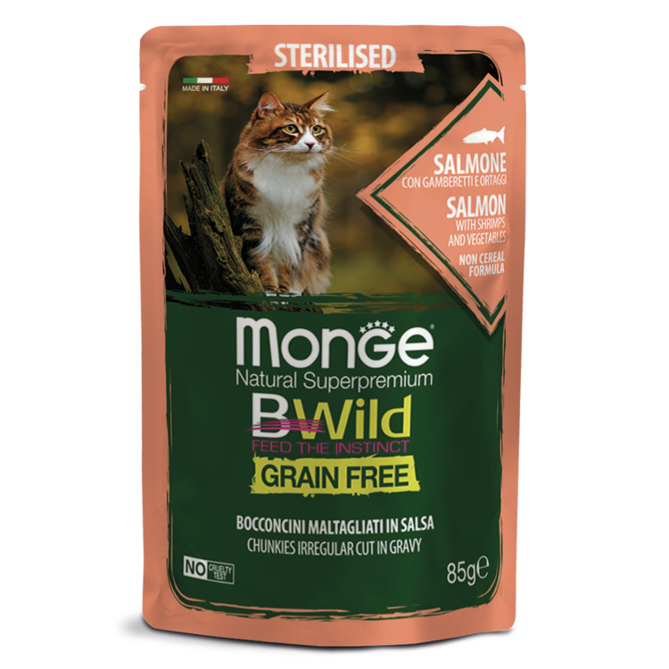 Влажный корм Monge Cat BWild GRAIN FREE для стерилизованных кошек, беззерновой, из лосося с креветками и овощами, паучи, 85 г x 28 шт