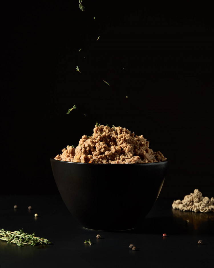 Влажный корм Мнямс Деликатес Паштет из индейки с уткой для собак всех пород