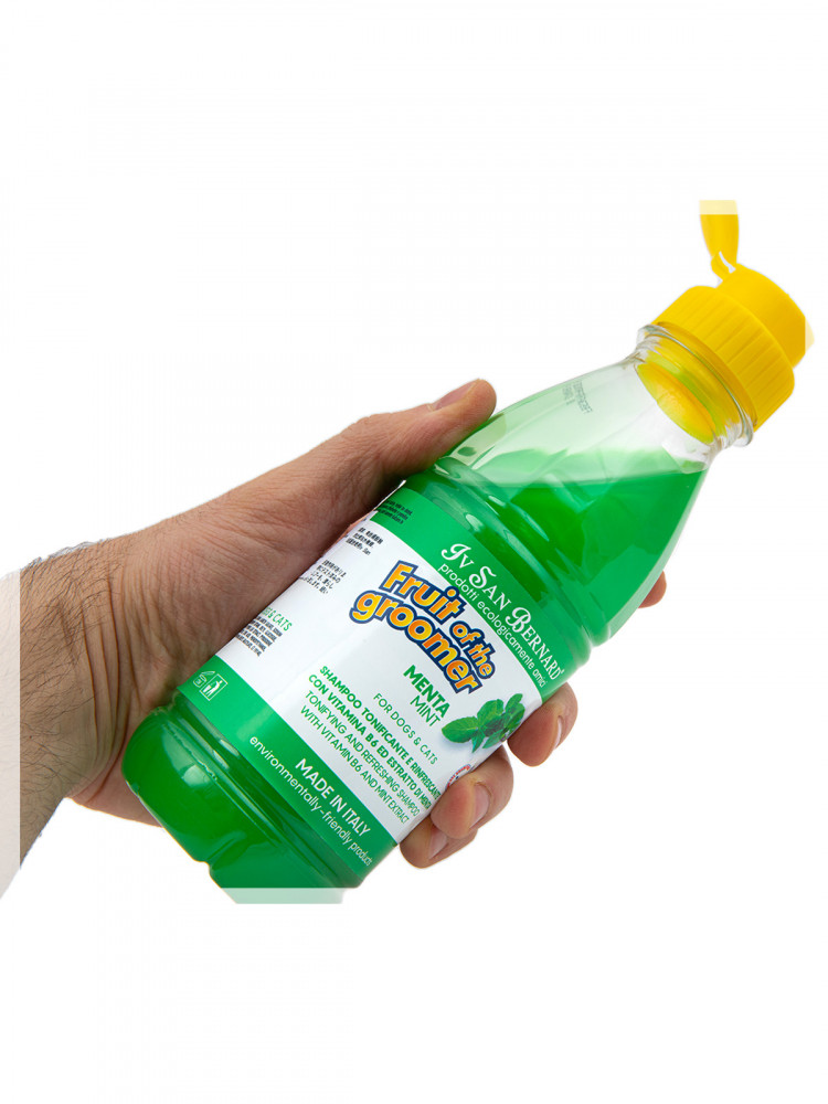 Шампунь для собак и кошек Iv San Bernard Fruit of the Groomer Mint для любого типа шерсти с витамином В6